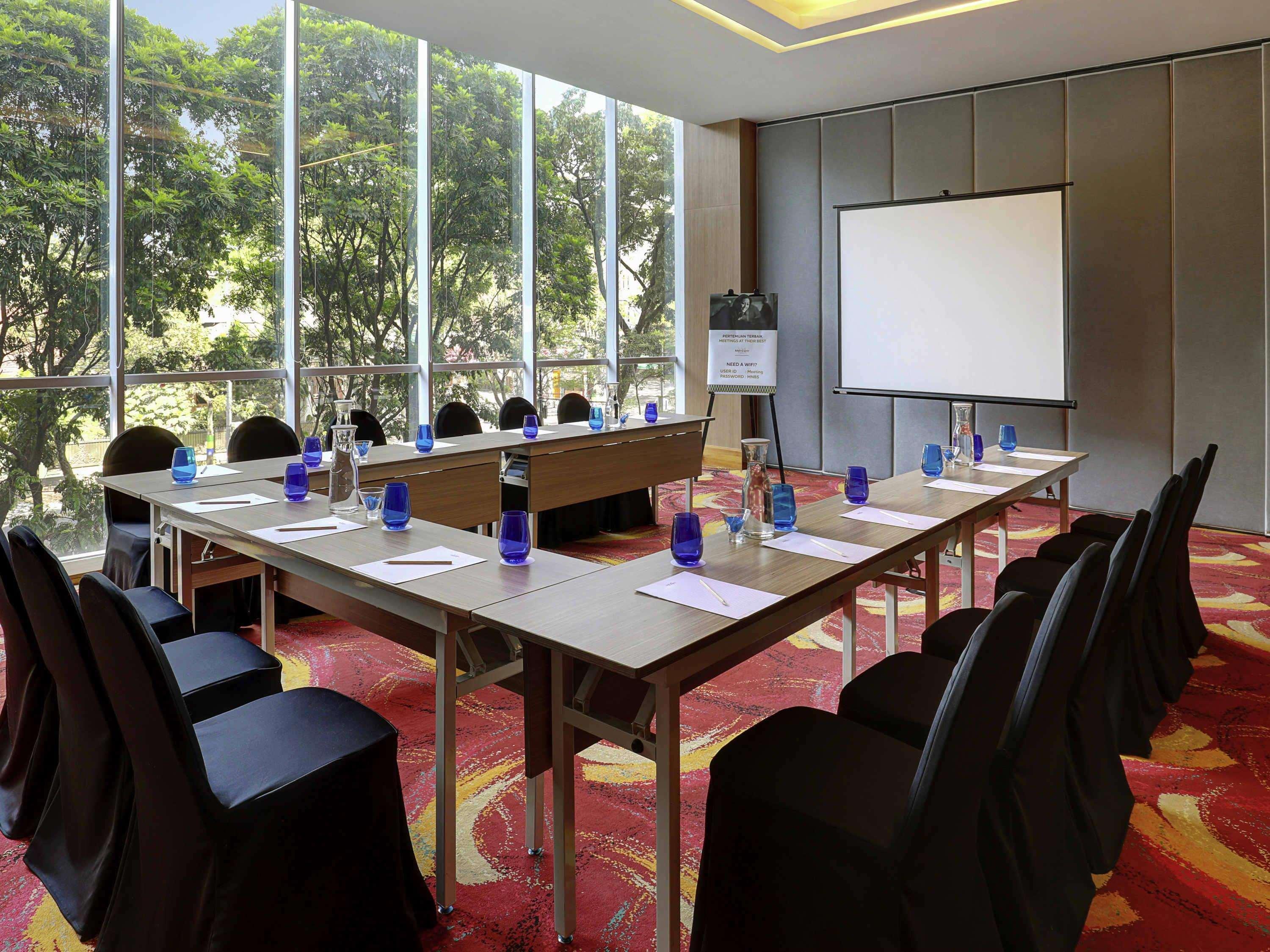 Mercure Bandung Nexa Supratman Εξωτερικό φωτογραφία