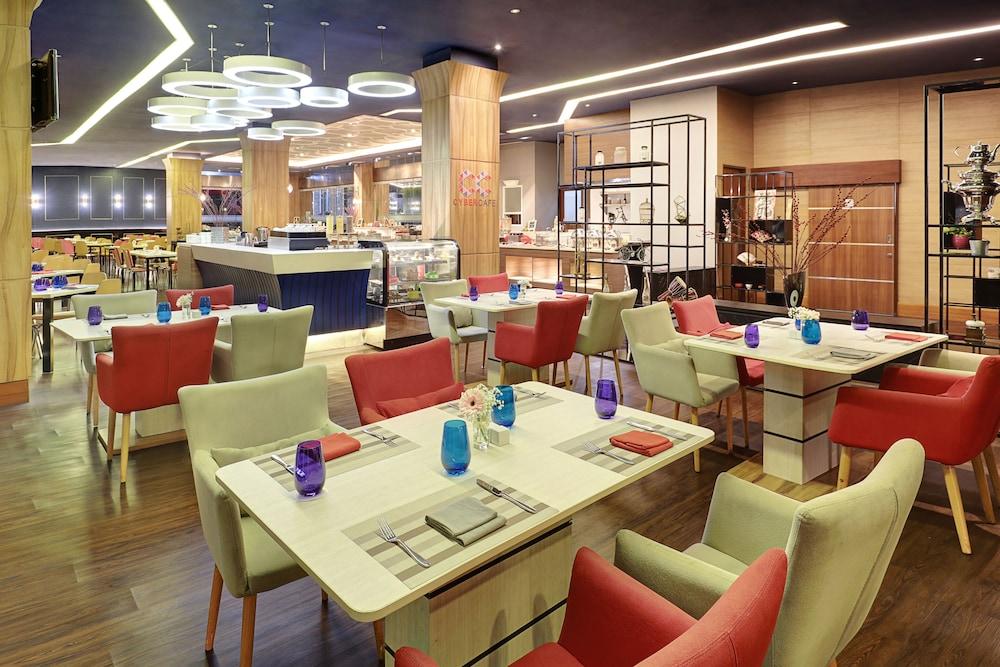 Mercure Bandung Nexa Supratman Εξωτερικό φωτογραφία