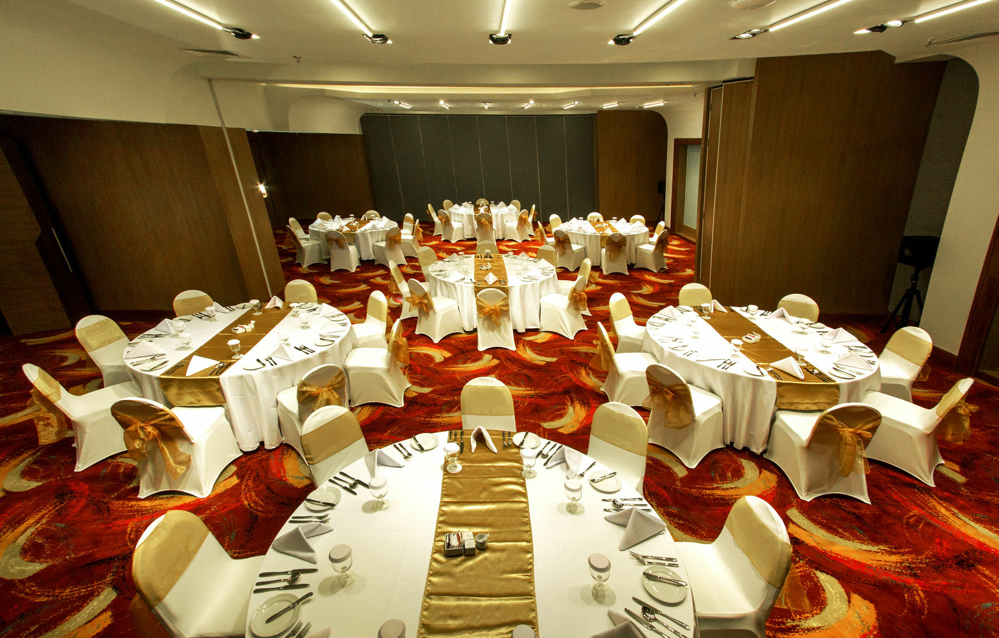 Mercure Bandung Nexa Supratman Εξωτερικό φωτογραφία